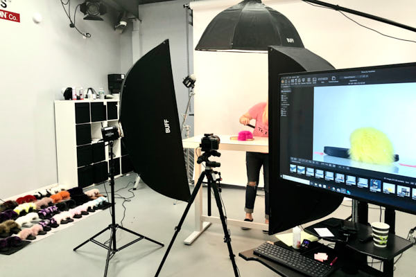 Behind the Scenes on a Commercial Product Photography for eCommerce